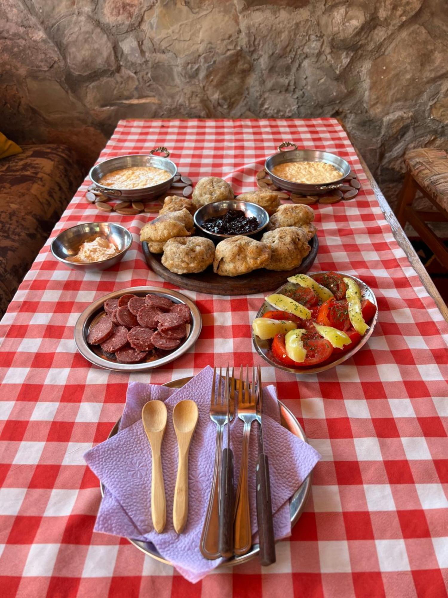 Kod Kapetana Tea Bed and Breakfast Gornji Lukomir Buitenkant foto