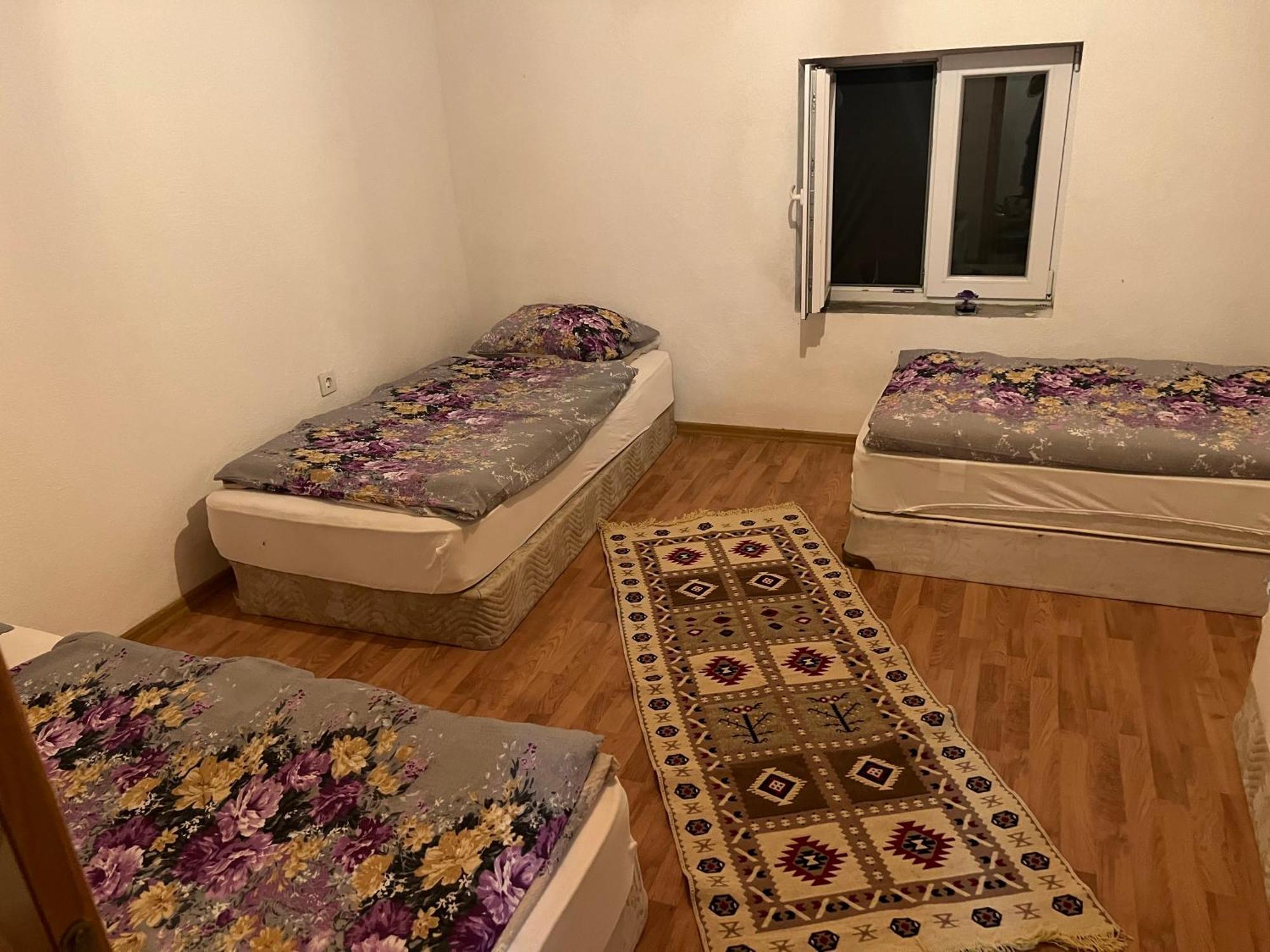 Kod Kapetana Tea Bed and Breakfast Gornji Lukomir Buitenkant foto